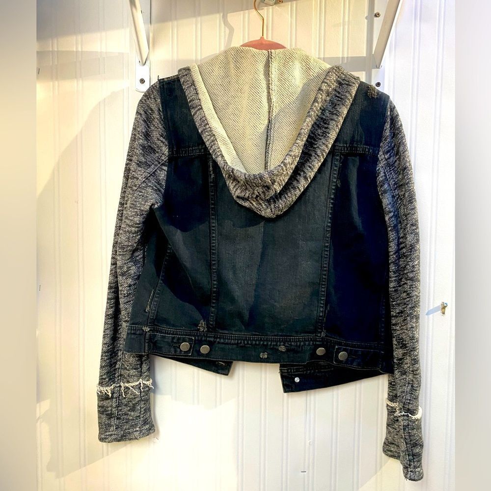 Free People Distressed Denim Jacket with Knit Sleeves *SIZE: M - Picture 8 of 8